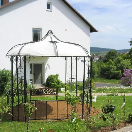 Welcoming With Balcony Garden Private Terrace Apartment *